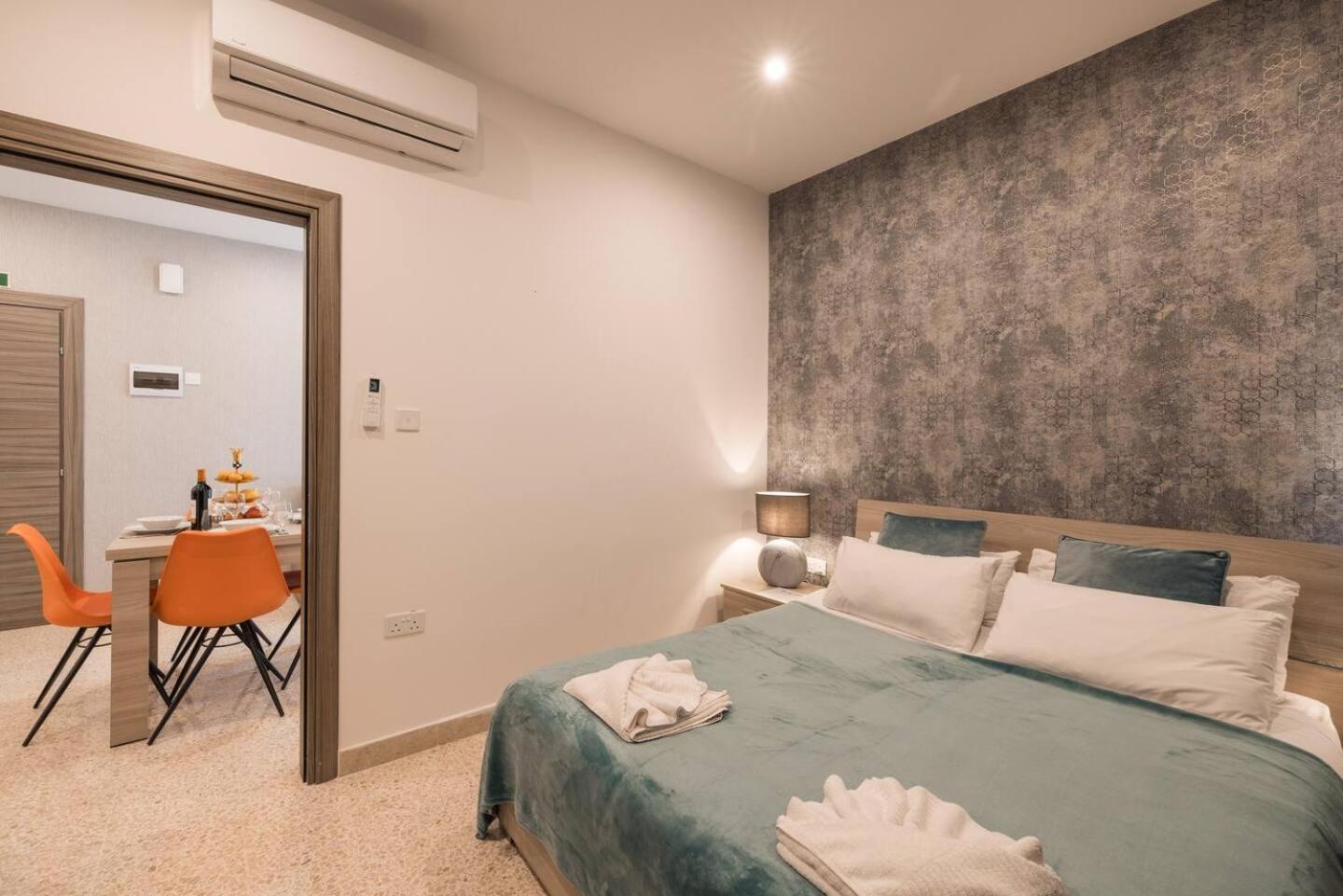Uptown Mellieha By Homely Exterior photo